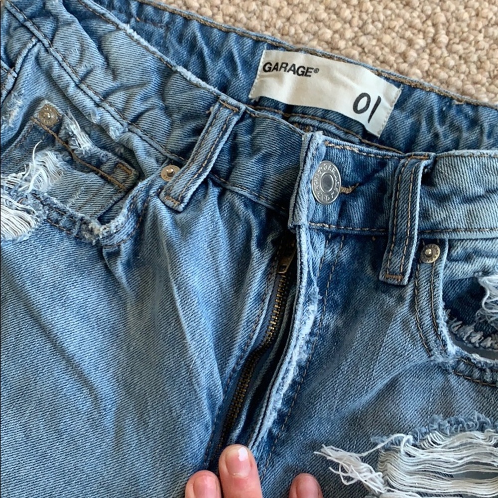 Mom Jean - Picture 4 of 4